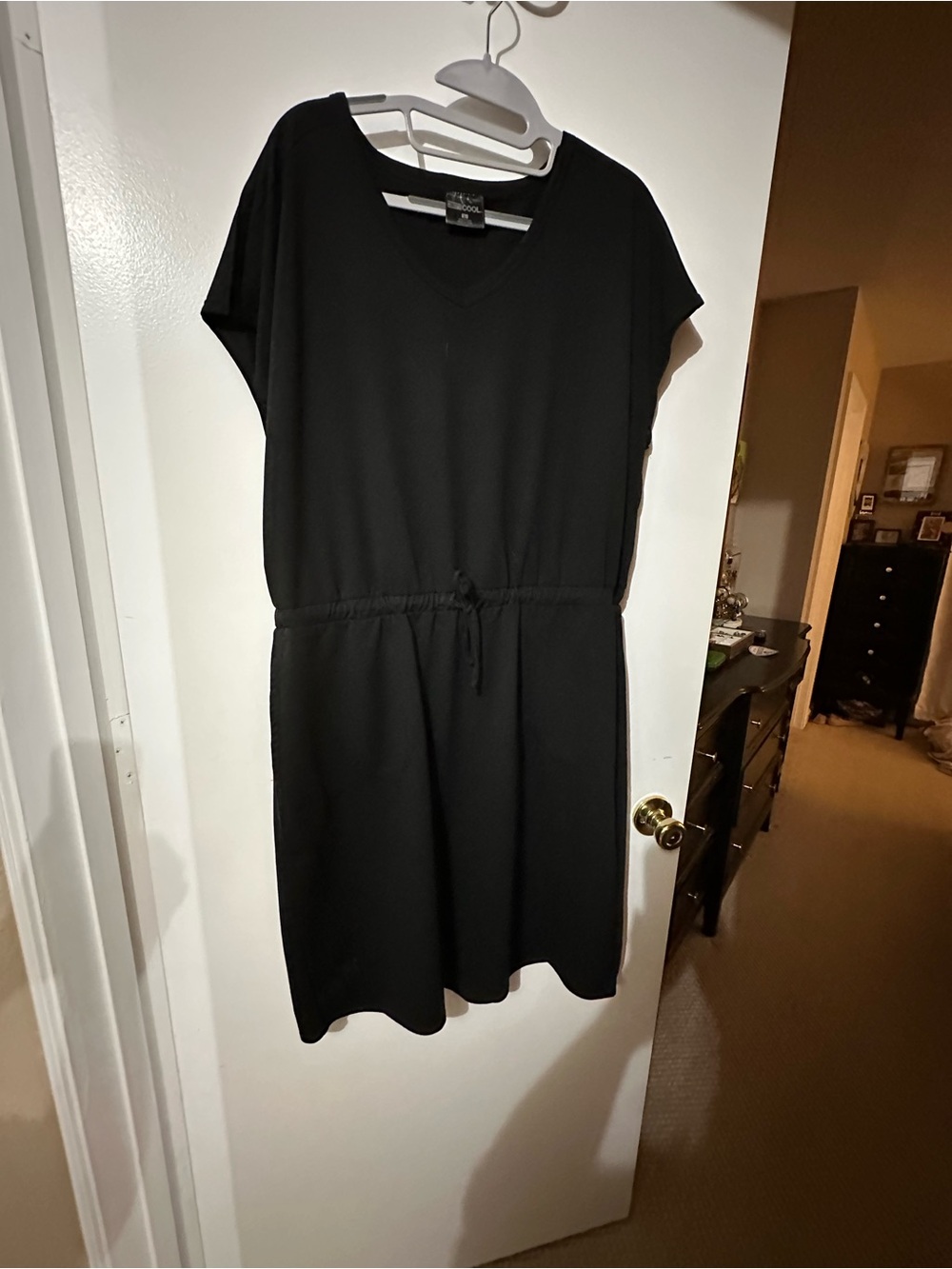 Old Navy Black V-Neck Drawstring Waist Midi Dress